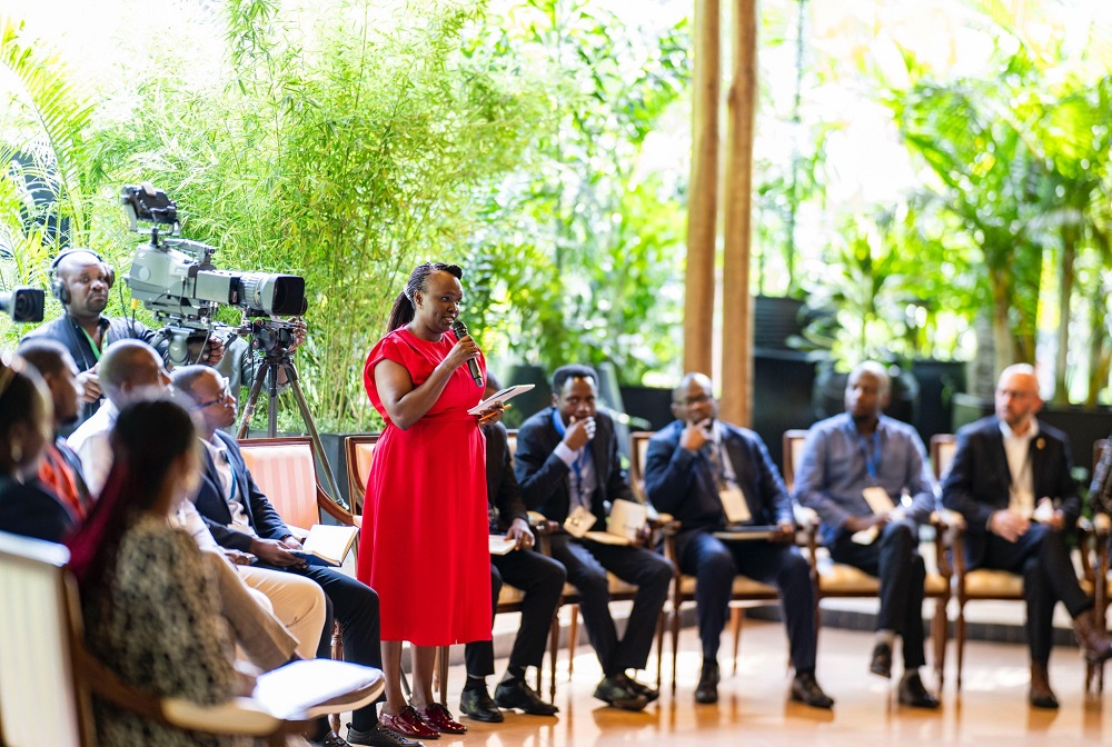 Umunyamakuru Jackie Lumbasi abaza Perezida Kagame