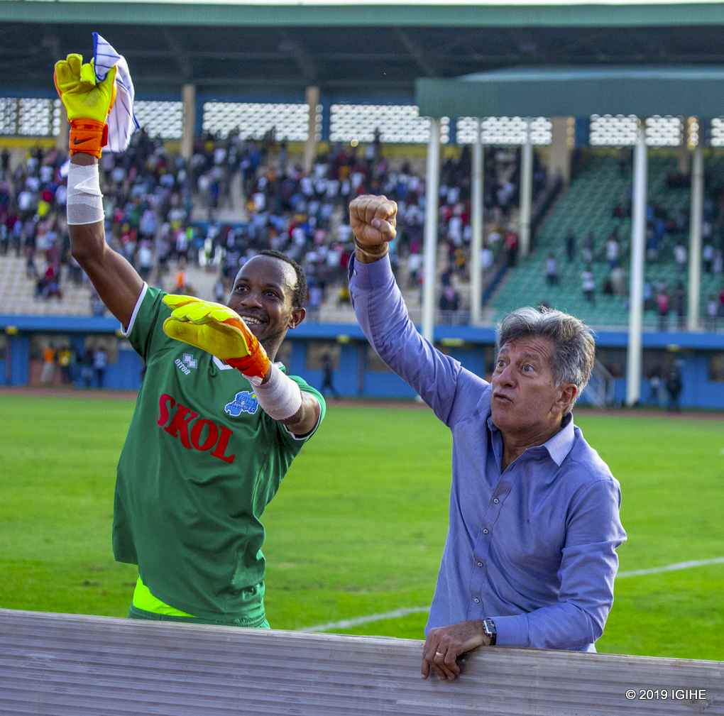 Nyuma yo gusezera kwa Bashunga Abouba umunyezamu wa kabiri Rayon Sports yari isigaranye ni Mazimpaka Andre wari uwa mbere na Bikolimana Gerard wa kabiri