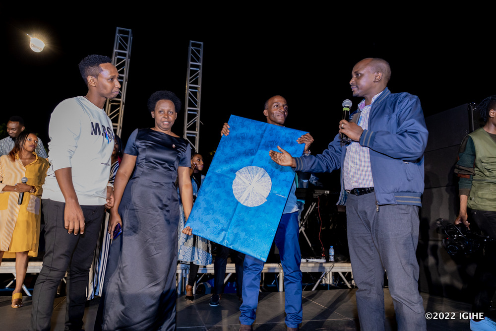 Ni igitaramo cyahuriranye n'isabukuru y'amavuko ya Israel Mbonyi
