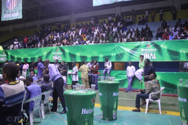 Ubwo Heineken yifatanyaga n'Abanyarwanda gusoza champions League kuri Petit Stade i Kigali