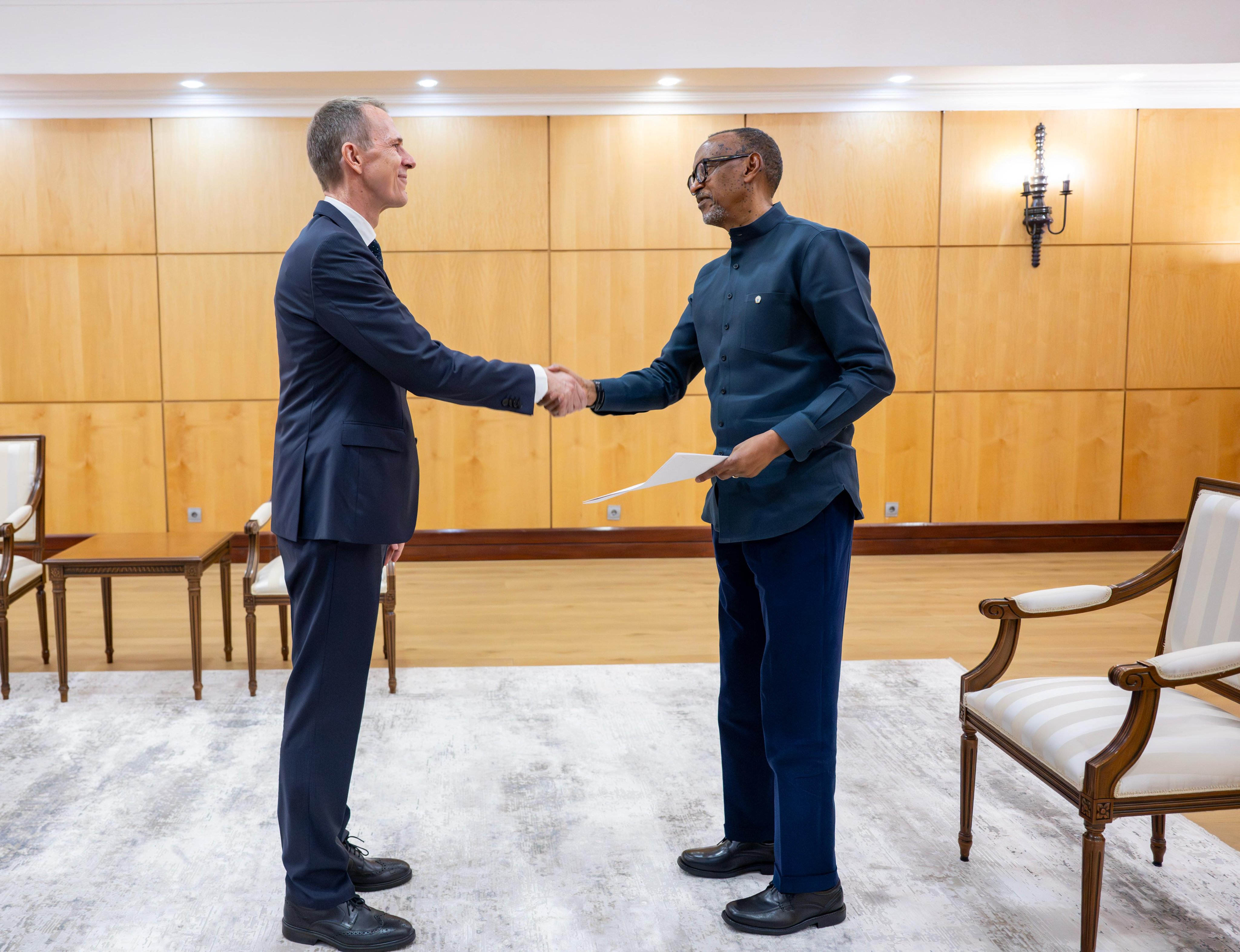 Amb. Henrik Nilsson ni we ugiye guhagararira Ubwami bwa Suède mu Rwanda