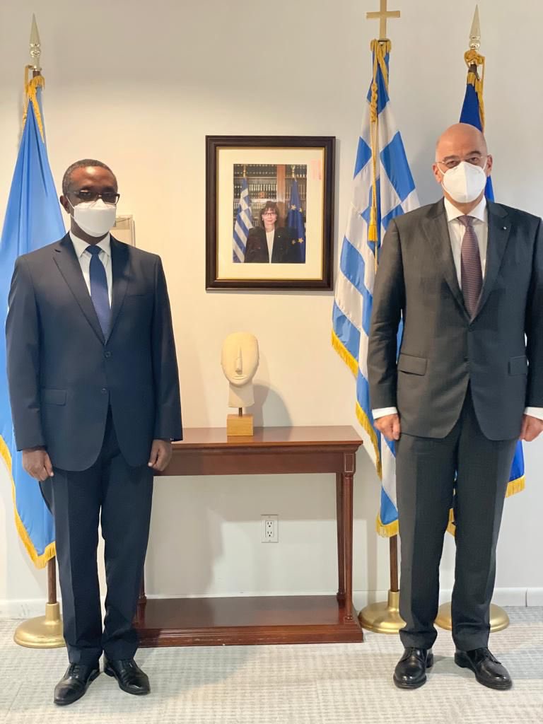 Nikos Dendias, Minisitiri w'Ububanyi n'Amahanga w’u Bugeriki, unitegura kugirira uruzinduko mu Rwanda, ari mu baganiriye na Dr Biruta
