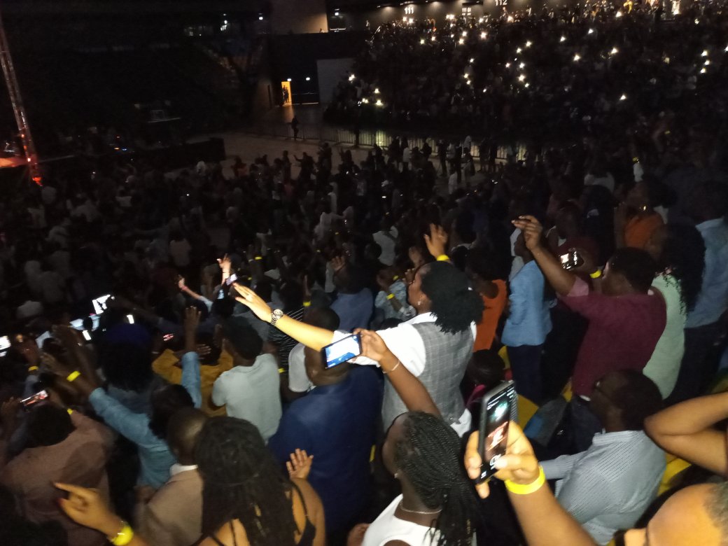 Hillsong London yasigiye ibyishimo ibihumbi by’abitabiriye igitaramo gikomeye yakoreye mu Rwanda muri Kigali Arena ku wa 6 Ukuboza 2019