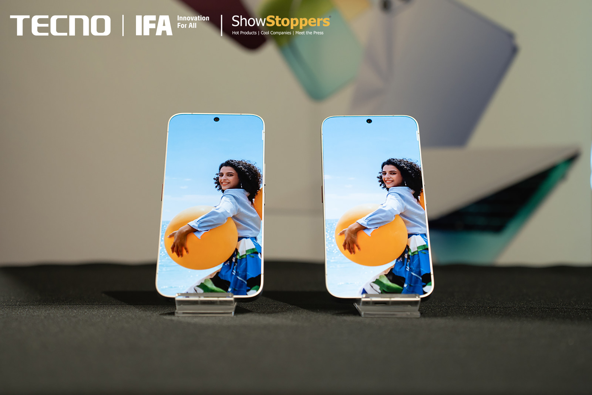 TECNO Next-Gen Bezelless Concept Phone yashyizweho ikirahure cyorohereza nyirayo kuyirebamo nta nkomyi