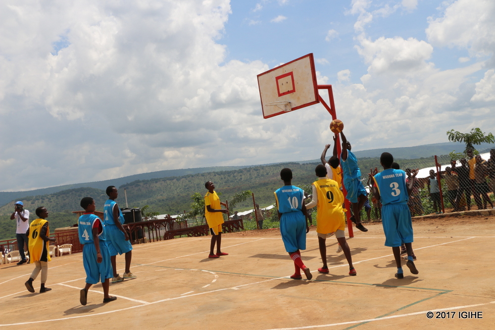 Hubatswe ibibuga bitandukanye birimo icy'umukino wa Basketball