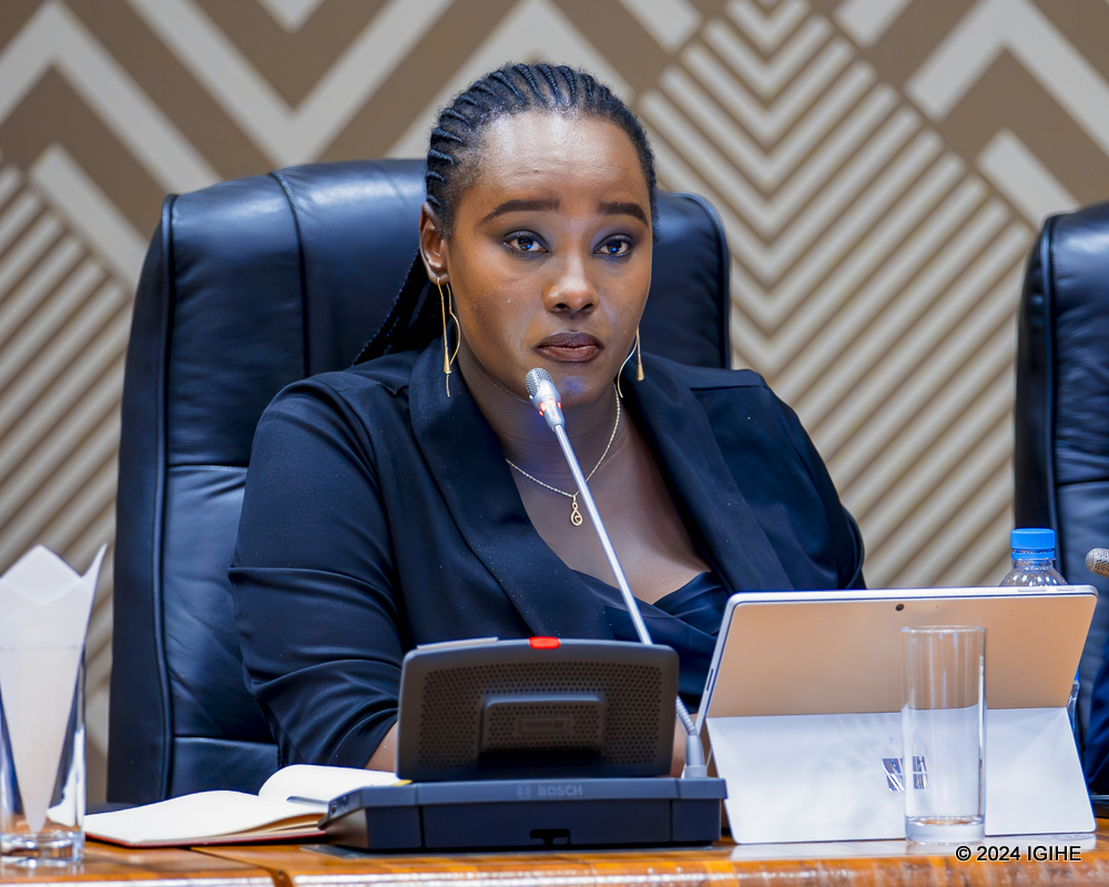 Dr. Uwicyeza Doris Picard uyobora RGB yagaragaje ko hari gutegurwa amabwiriza atazatuma inyigisho z'amadini ziyobya abantu ziranduka