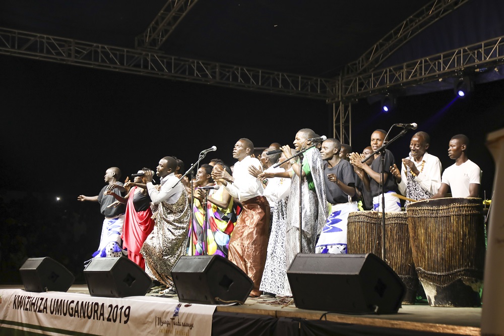 I Nyanza bataramye agati karaturika