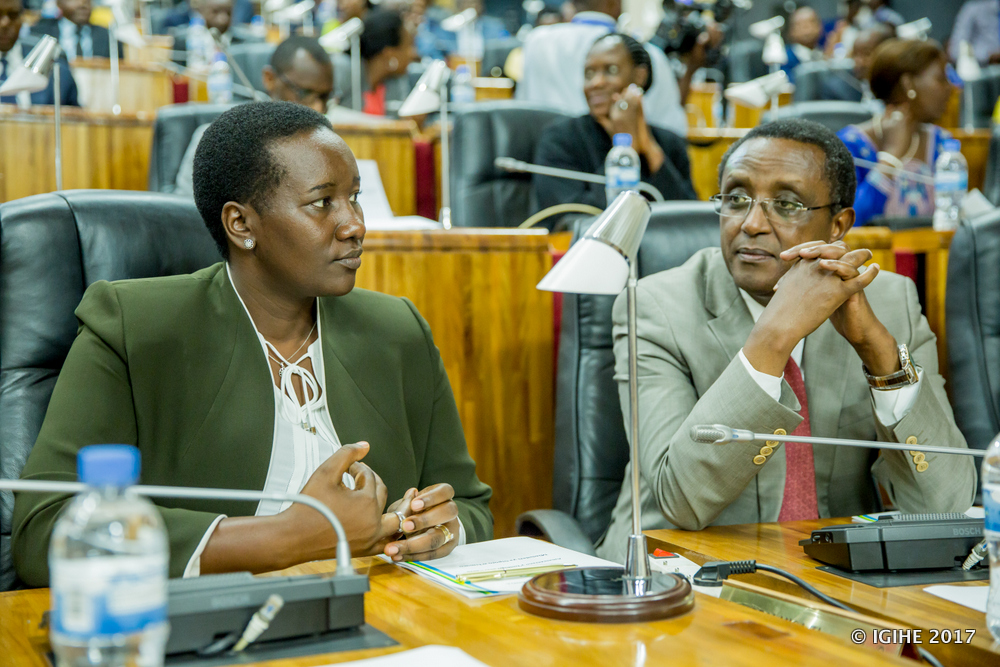 Minisitiri wa Siporo n'Umuco, Uwacu Julienne na Vincent Biruta
