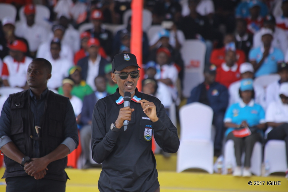 Paul Kagame yavuze ko imyaka irindwi iri imbere ariyo gukora ibikorwa by'amajyambere