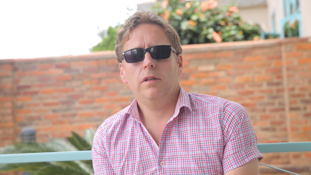 Iain Stewart, ni umuhanzi wo muri Ecosse uvuga ko yihebeye u Rwanda