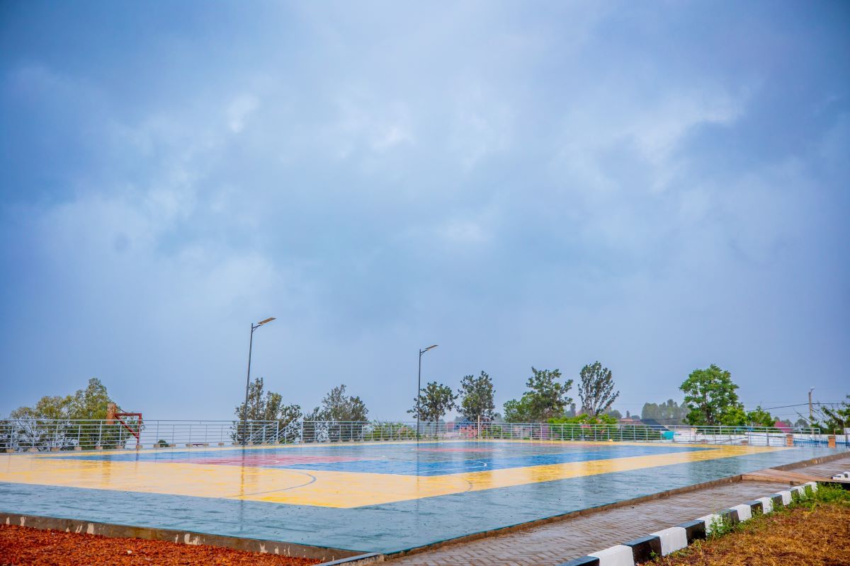 Hanze hari ibindi bibuga bya Handball, Volleyball na Basketball