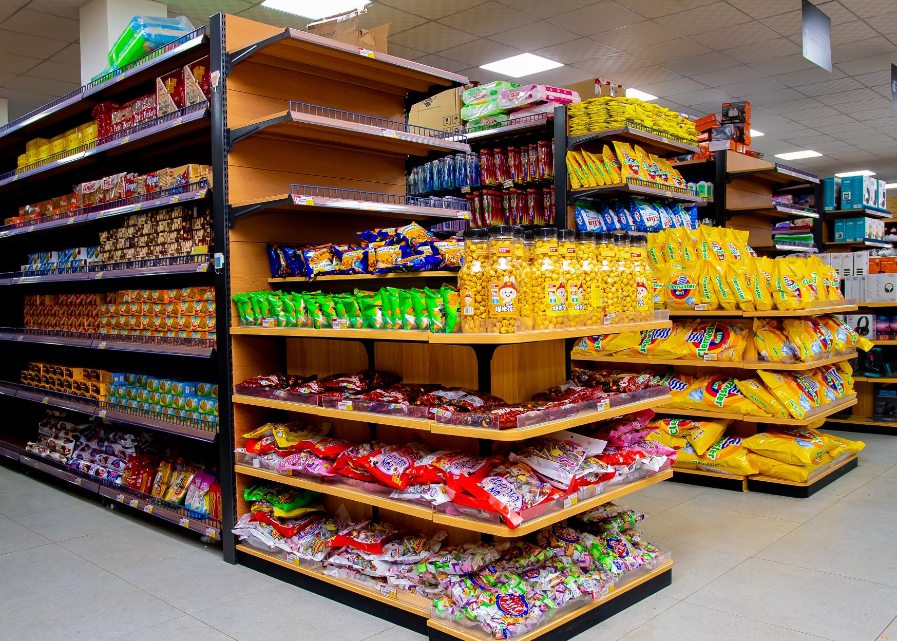 Ibyo kurya by'amoko atandukanye wabisanga muri Home Market Supermarket
