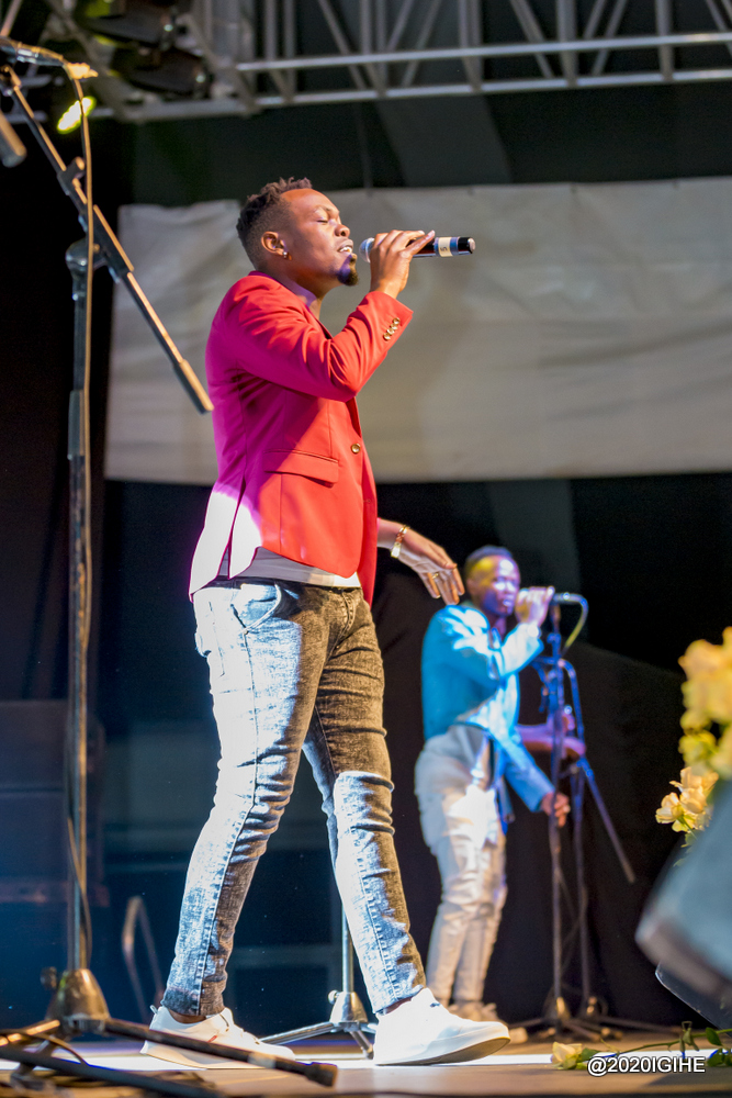 Yvanny Mpano ni umuhanzi wa kabiri wagiye ku rubyiniro