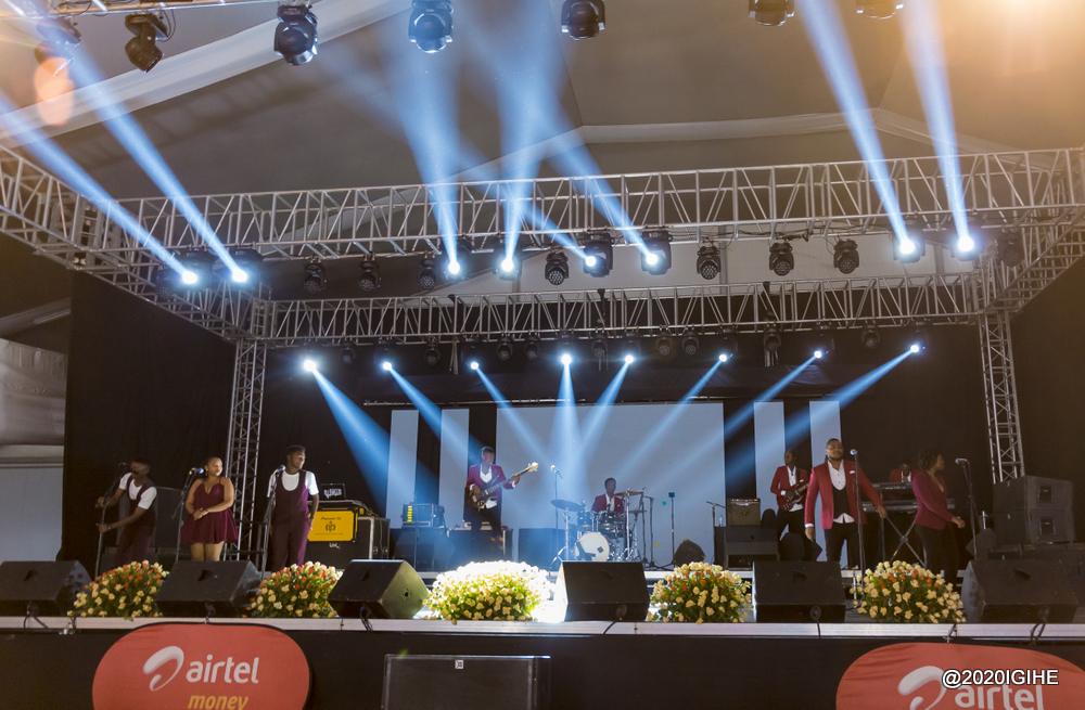 Symphony Band mu gitaramo cya Yverry