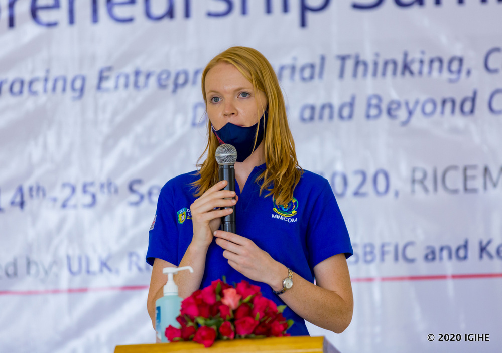 Maria Knappstein, Umuyobozi wa SBFIC ishami ry’u Rwanda, yavuze ko ba rwiyemezamirimo babonye aya mahirwe badakwiye kuyapfusha ubusa