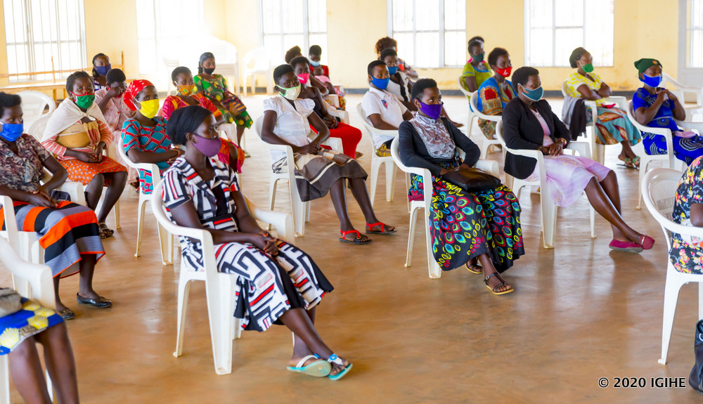 Empower Rwanda yatangiye gufasha abakobwa 100 babyariye iwabo mu Karere ka Rwamagana