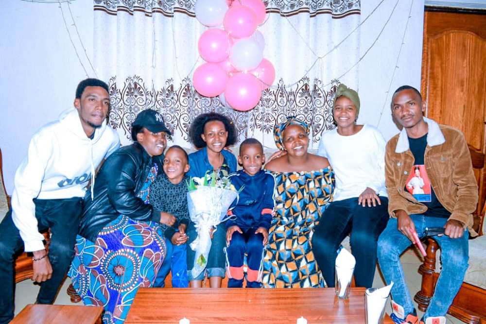 Ikamba yegukanye ryishimiwe n'abo mu muryango we
