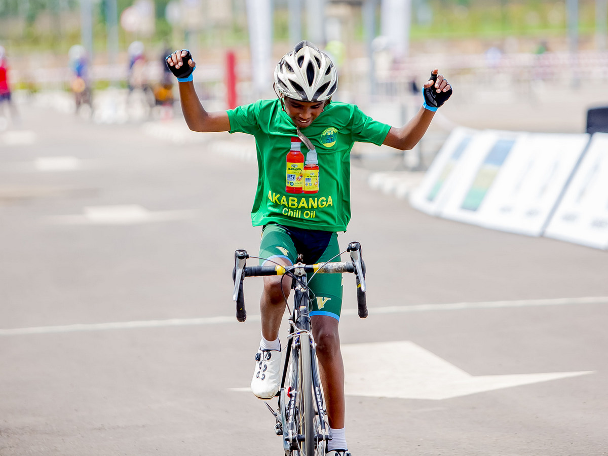 Ni ubwa mbere Iragiraneza Thaddée ukinira Ikipe ya Sina Cycling Club yari atsinze isiganwa uyu mwaka, mu baterengeje imyaka 13