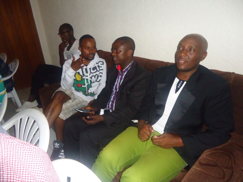 Uhereye ibumoso, Mike Karangwa, Samusure na Senderi mu birori bya Queen Cha