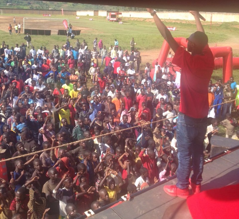 Fireman yishimiye kongera kubonana n'abafana