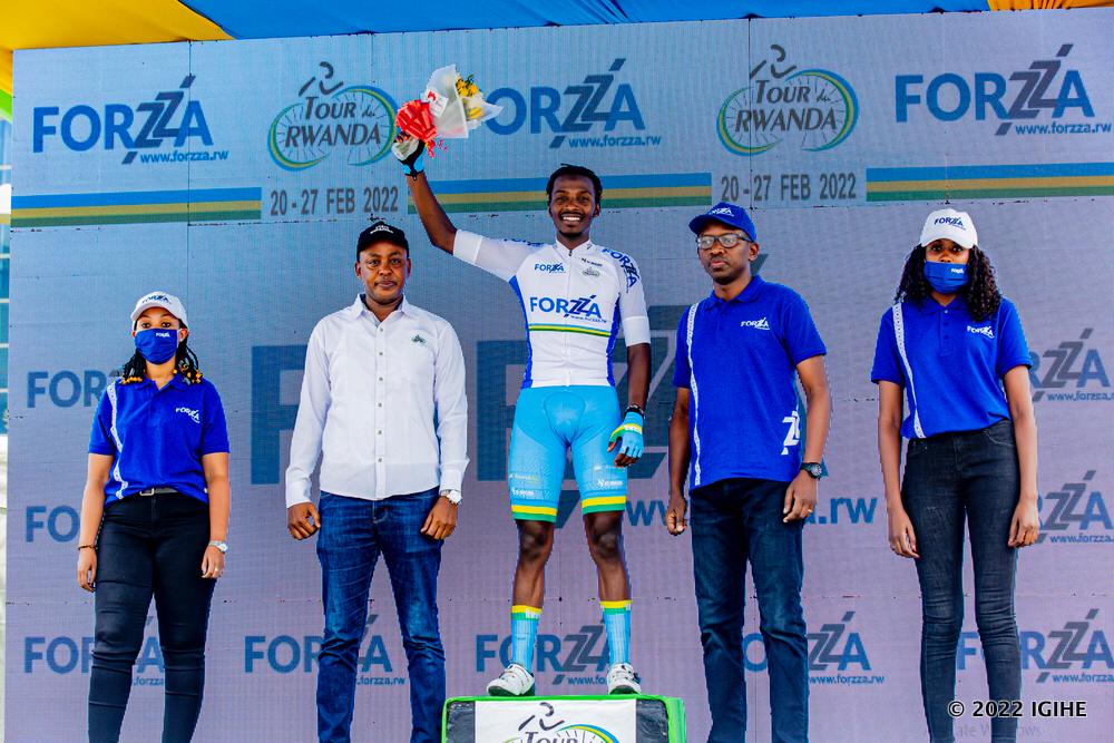 Uhiriwe Byiza Renus ni we Munyarwanda ukomeje kwitwara neza mu isiganwa