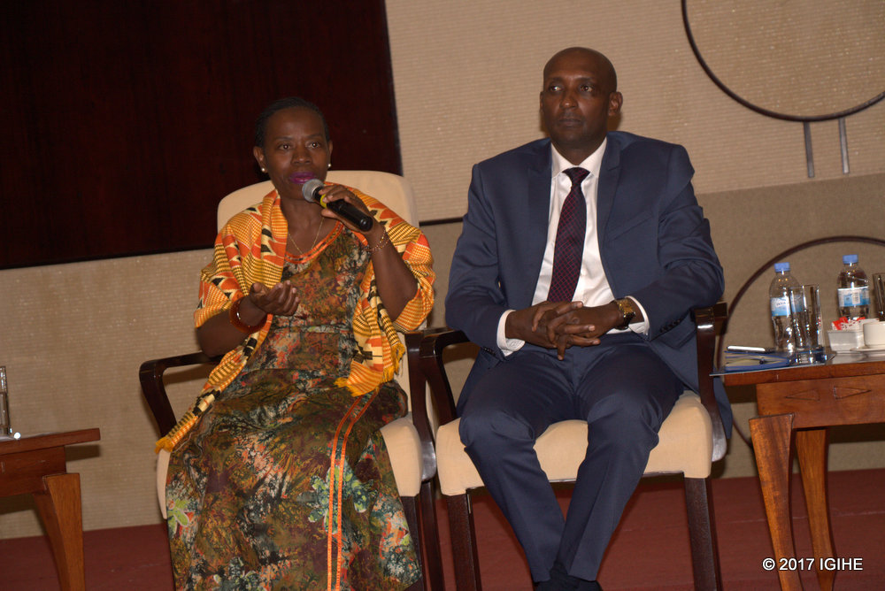 Guverineri Wungirije wa Banki Nkuru y'u Rwanda, Monique Nsanzabaganwa na Tusabe Richard, Komiseri Mukuru w'Ikigo cy'Imisoro n'Amahoro