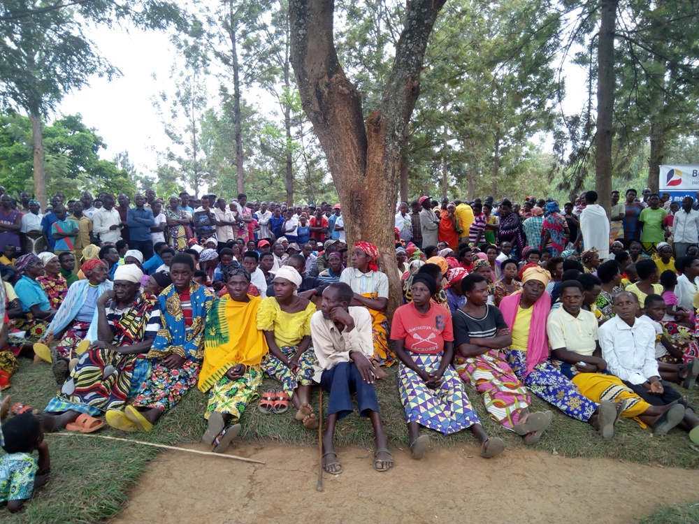 Benshi muri bo, bagaragaje ko batazi abadepite ahubwo ko umuyobozi ukomeye bazi ari Perezida Kagame