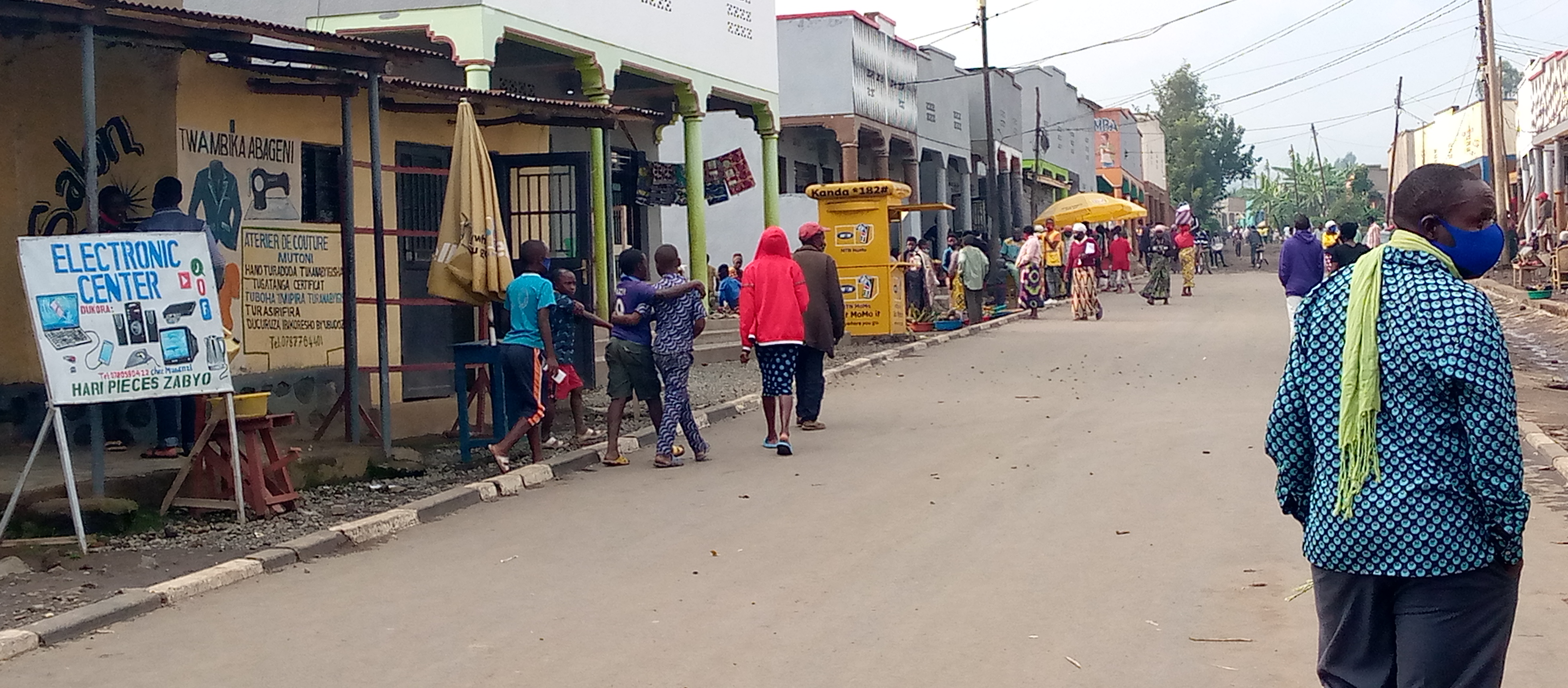 Gusiga amarangi asa biri muri gahunda yo guca umwanda mu mujyi wa Musanze ukunze gukorerwamo ubukerarugendo