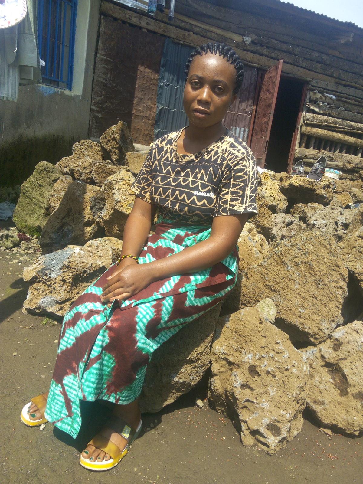 Yagiriye inama abakiri bato ko bakwiriye kwirinda ikintu cyose cyabashora mu buraya kuko bugira ingaruka nyinshi mbi