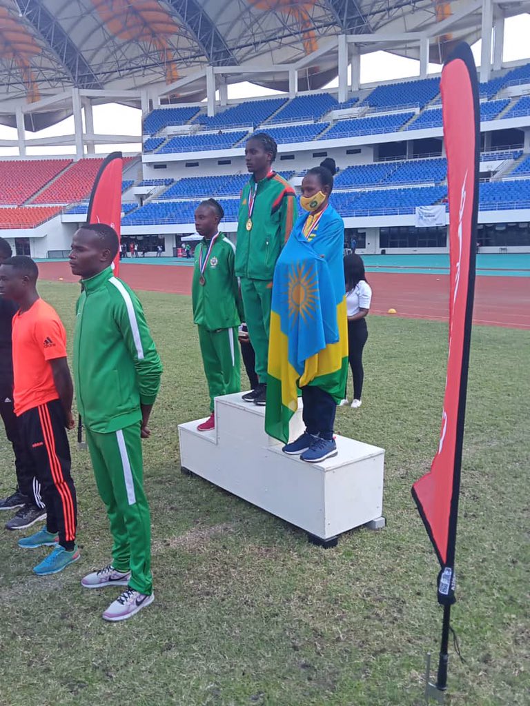 Iribagiza Honorine yabaye uwa kabiri muri Shampiyona y'Imikino Ngororamubiri muri Zambia