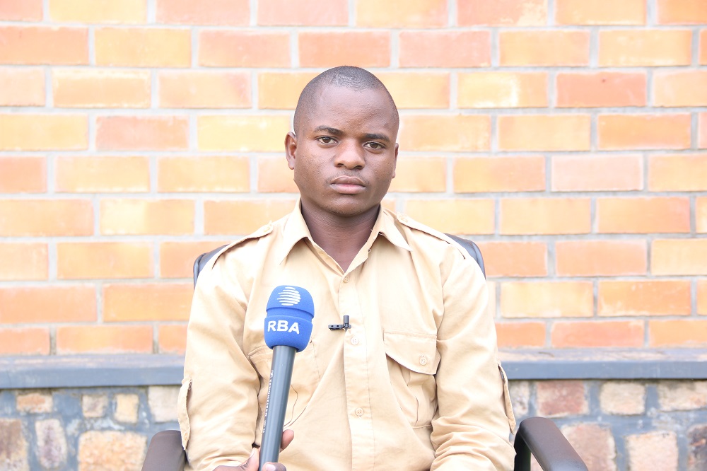 Bukuru yavuze ko yatotejwe bikabije ubwo yari afungiwe muri Uganda azira kuba Umunyarwanda