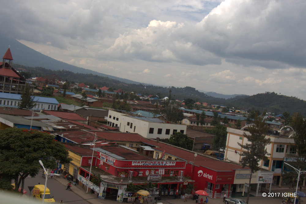 Igice gikorerwamo imirimo yiganjemo ubucuruzi, imbere y'ahubatswe isoko rishya rya Musanze