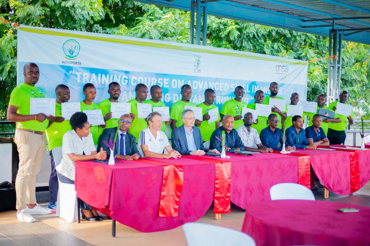 Abatoza 15 ni bo bahuguwe ku bijyanye no gusiganwa intera ndende n'iringaniye, ni ukuvuga guhera kuri metero 1500 kugeza kuri 'marathon'