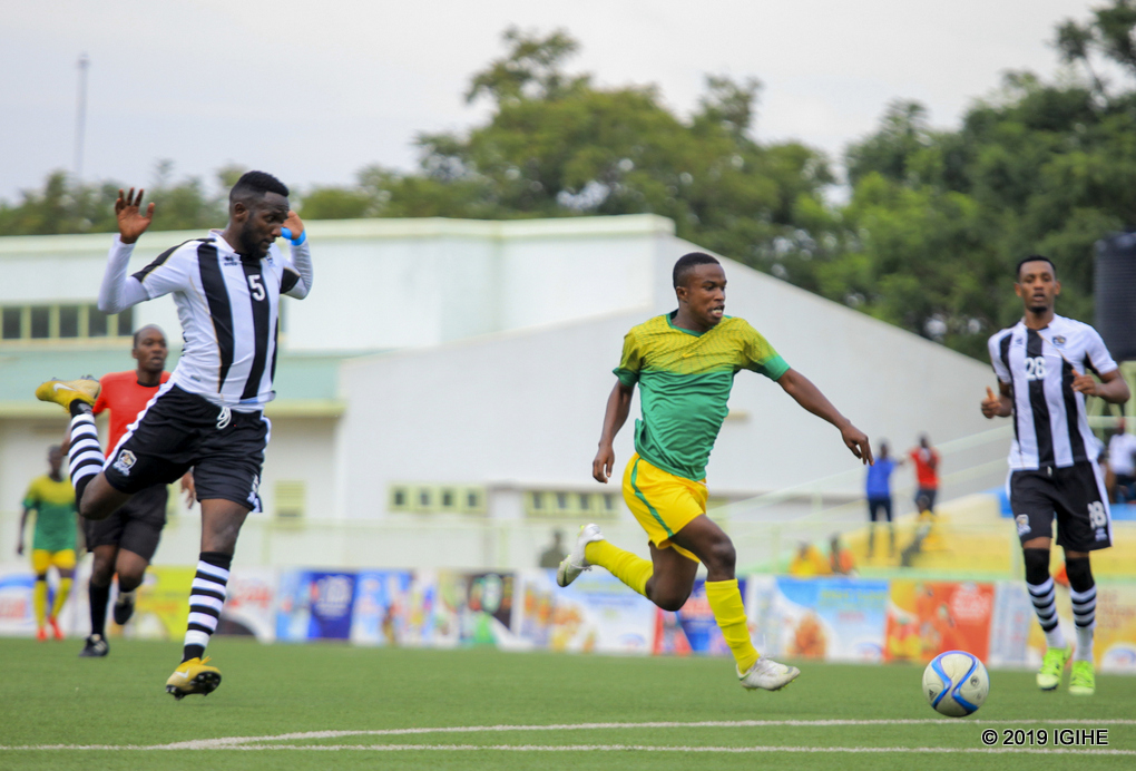 Nyirinkindi Saleh wahoze akinira ikipe ya APR FC ni umwe mu bagoye cyane ba myugariro bayo