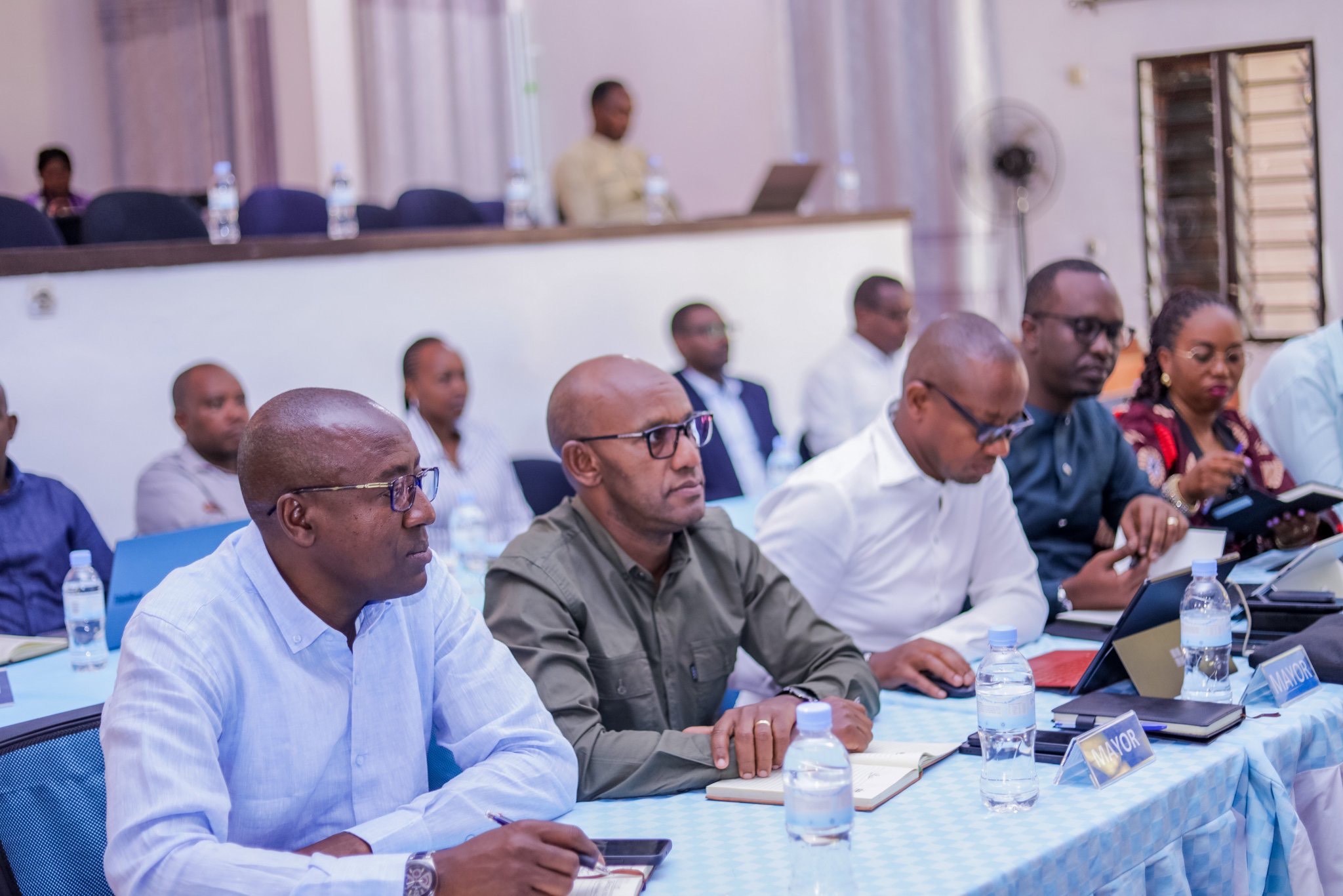 Guverineri Rubingisa yavuze ko bifuza gukemura ibibazo bibangamiye imibereho y’abaturage kugira ngo bibafashe gutera imbere