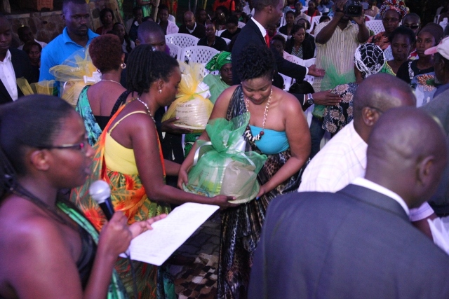 Hanatanzwe ubufasha ku barokotse