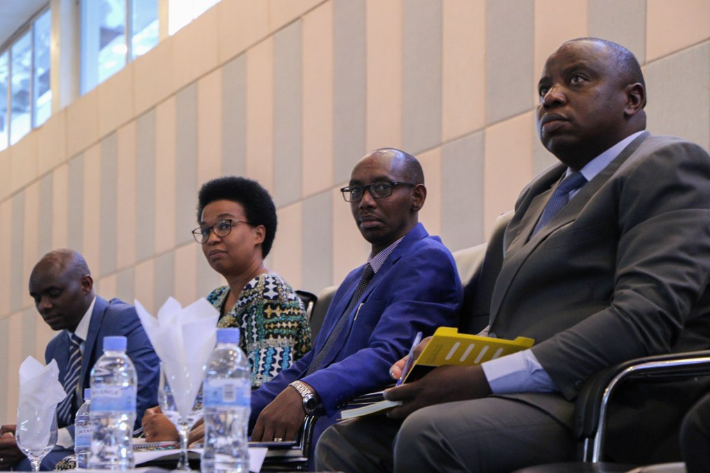 Uhereye ibumoso: Umunyamabanga Mukuru wa ADEPR, Pasiteri Ruzibiza Viateur; Ushinzwe Imari n’Ubutegetsi, Umuhoza Aulerie; Umuvugizi Wungirije, Rev. Karangwa John n'Umuvugizi wa ADEPR, Karuranga Ephraim