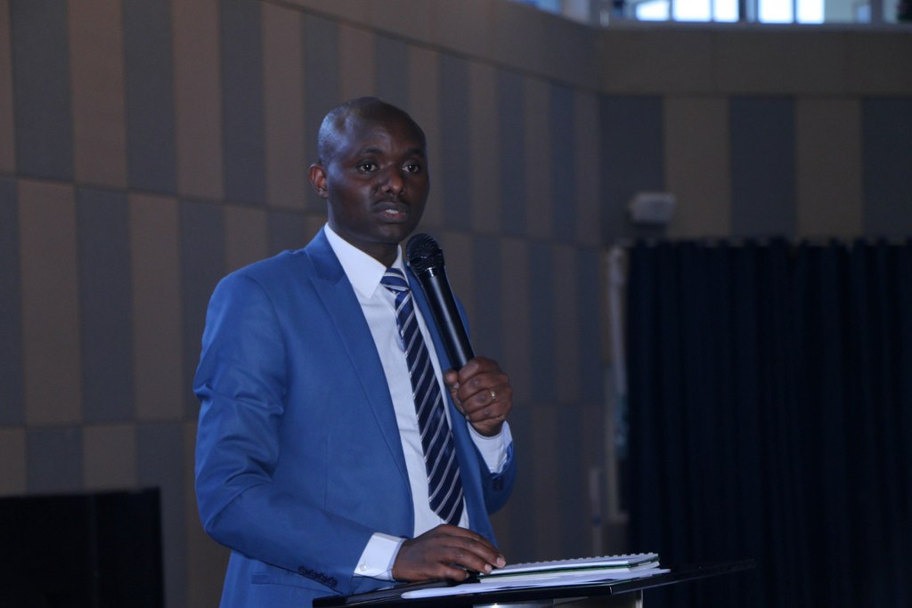 Umunyamabanga Mukuru w’Itorero ADEPR, Rev. Ruzibiza Viateur, yatangaje ko bagiye kwihutisha gahunda yo kwandika igitabo ku mateka yaranze ADEPR muri Jenoside yakorewe Abatutsi