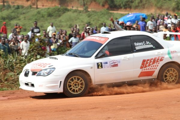 Imodoka Subaru N12 ya Kwizera imaze gusiganwa kane kuva ayiguze na Olivier Costa