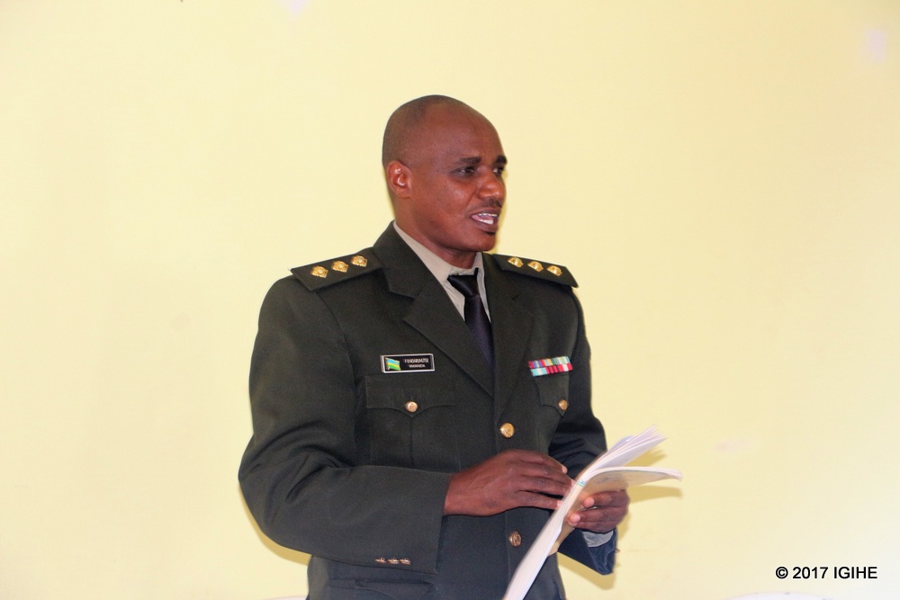 Umushinjacyaha Capt Felicien Ndaruhutse, yasabye ko abaregwa bafungwa by'agateganyo kugira ngo batazabangamira iperereza