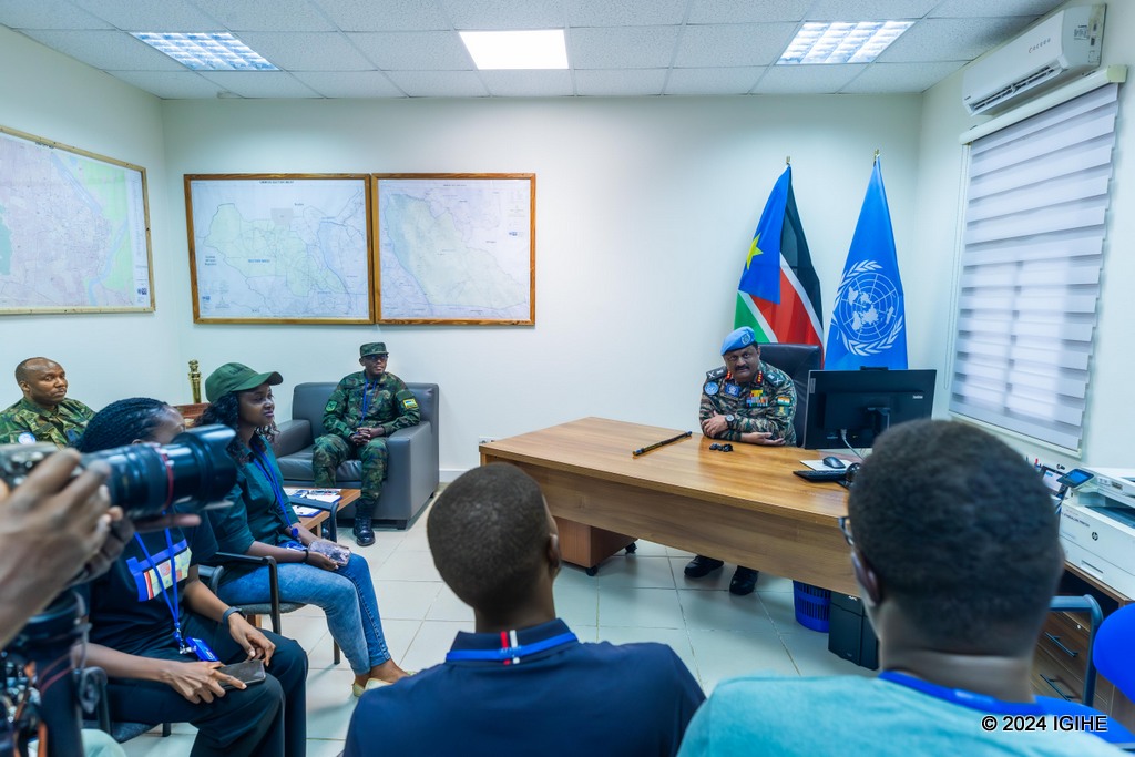 Abanyamakuru basobanuriwe imikorere y'Ingabo za Loni ziri mu Butumwa bwo kugarura amahoro muri Sudani y'Epfo, hagaragazwa uruhare rw'Ingabo z'u Rwanda