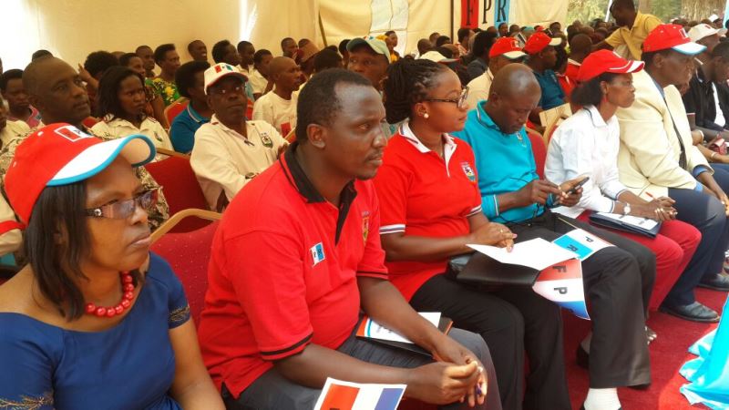 Bamwe mu bayobozi bari bitabiriye mu Murenge wa Gatsata