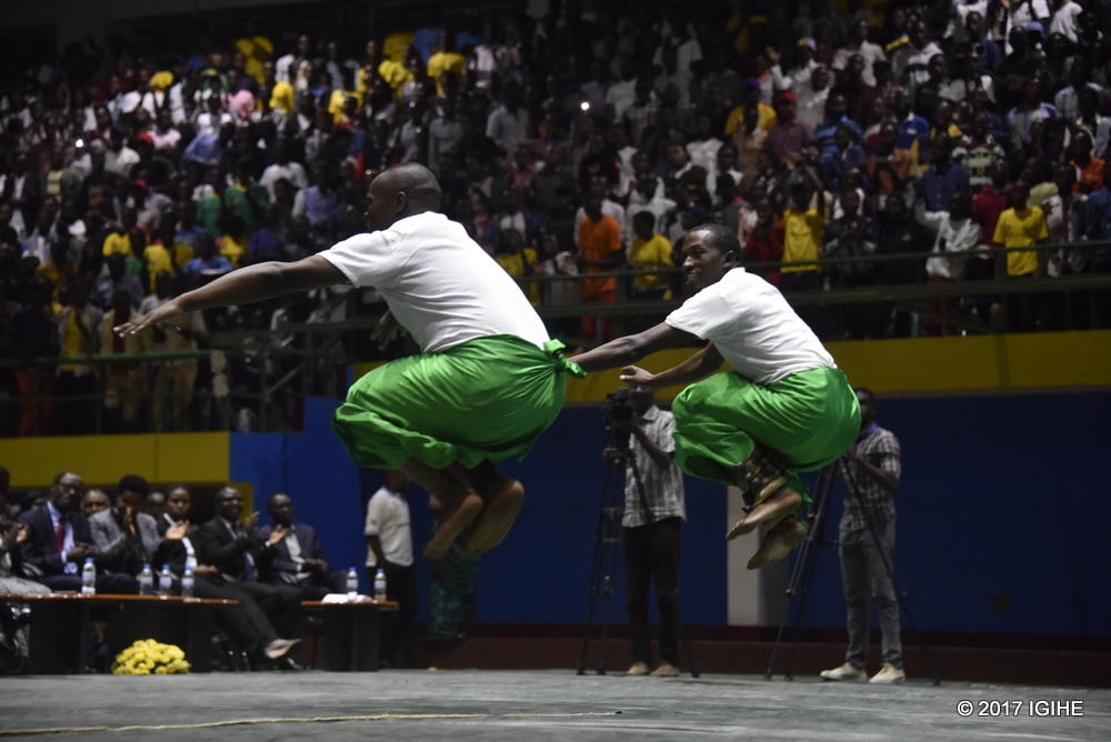 Intore za King James zivuna sambwe