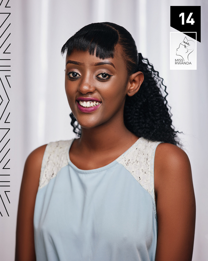 Irakoze Sabrine Hyguette afite nimero 14