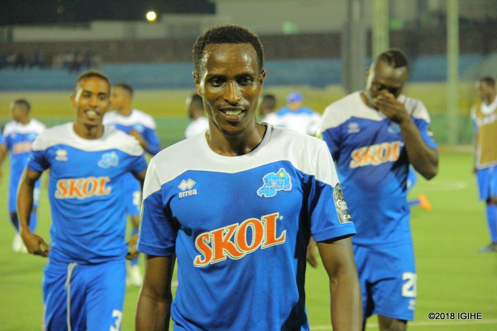 Irambona Eric ari mu babanza ku ntebe y'abasimbura