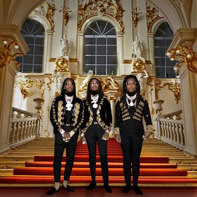 Itsinda rya Migos mu mwambaro wahanzwe na Julien MacDonald