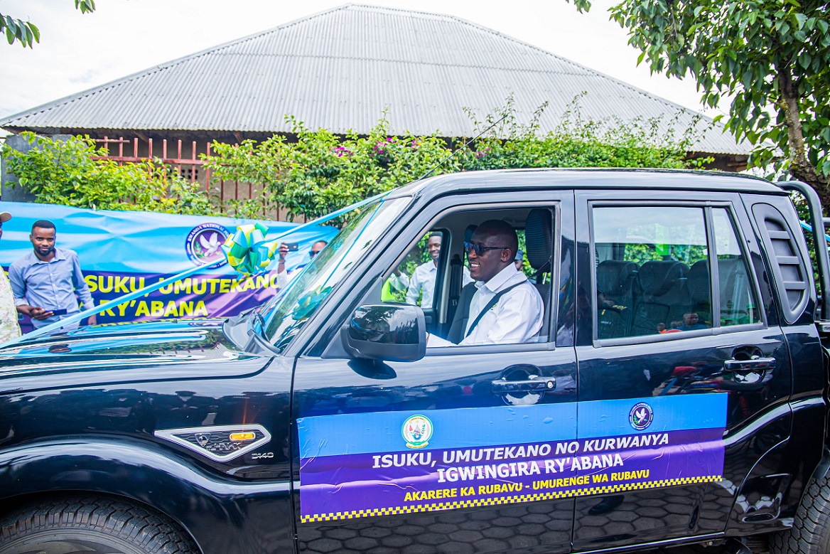 Iyi modoka ifite agaciro ka miliyoni zirenga 26Frw
