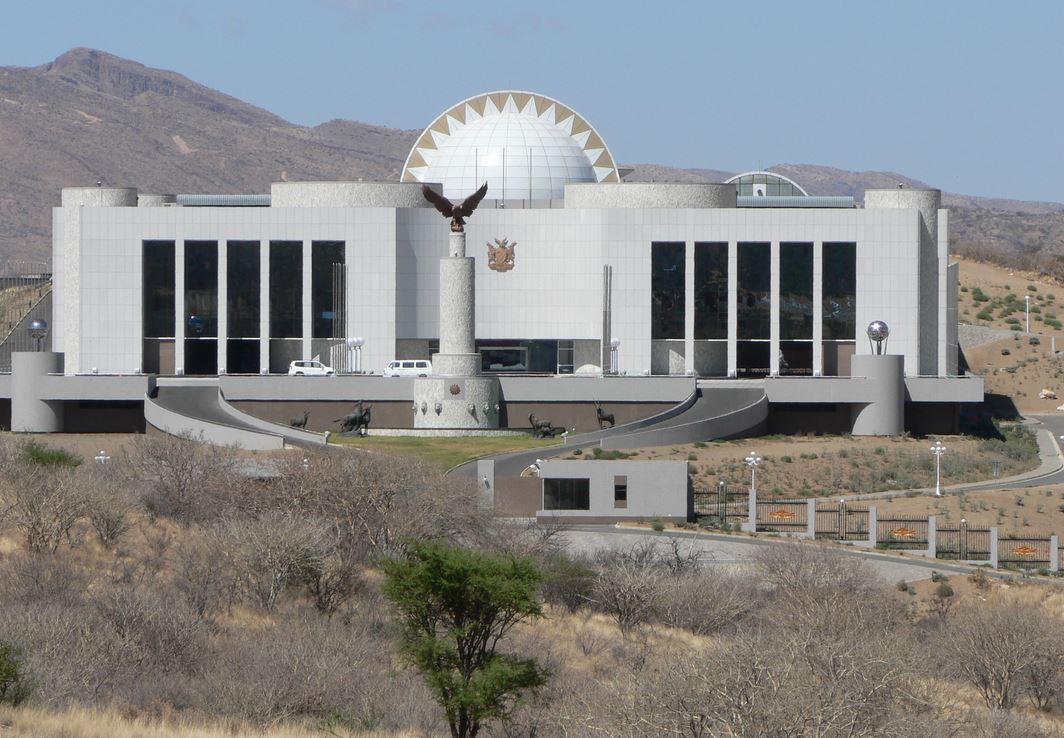 Iyi niyo nzu Perezida wa Namibia akoreramo