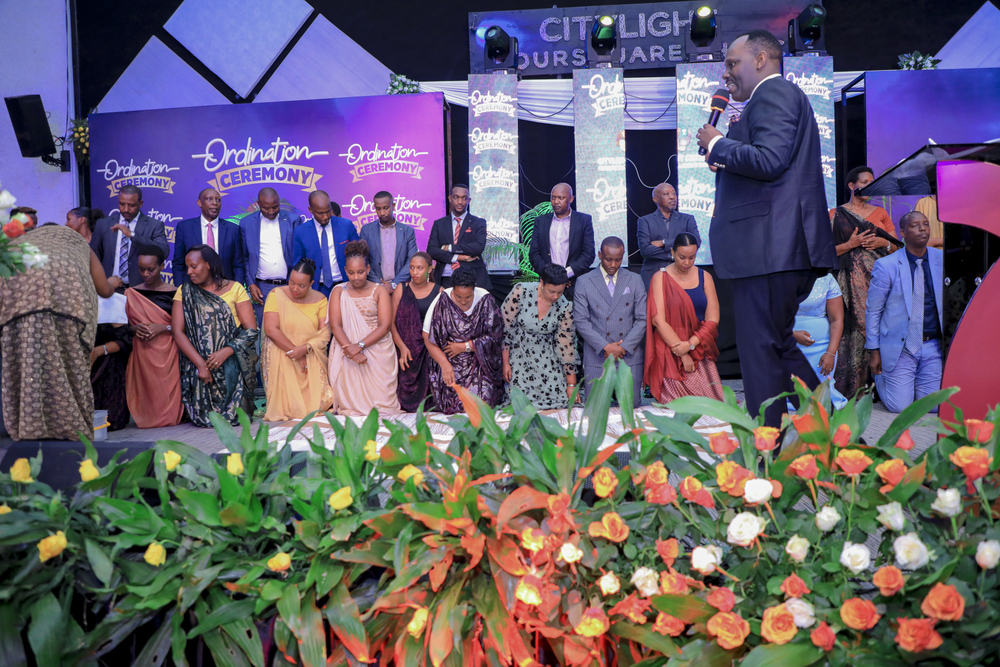 Umushumba w'Itorero ‘Foursquare Gospel Church Rwanda’, Bishop Dr. Fidèle Masengo, ni we wayoboye uyu muhango