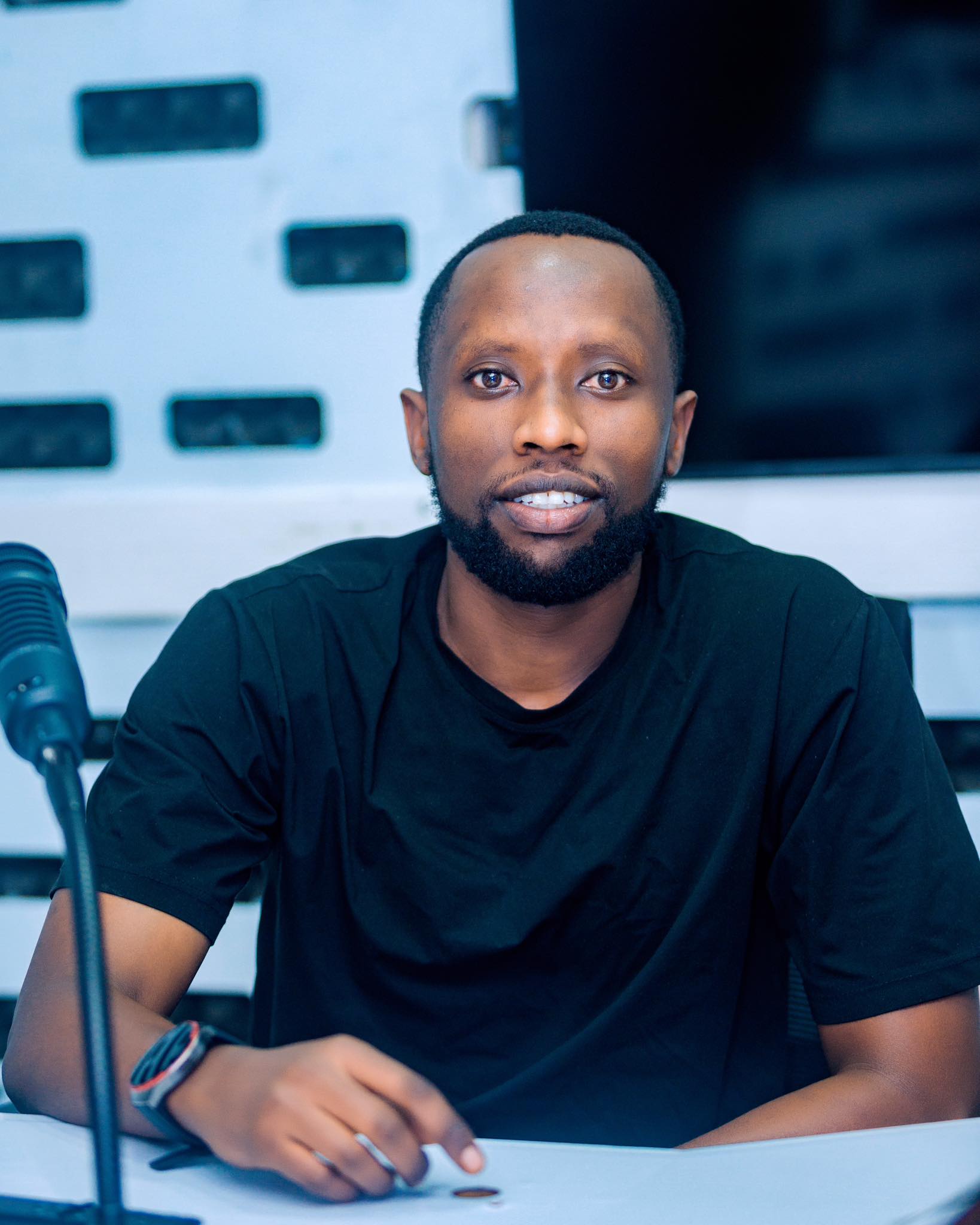 Japhet Mazimpaka agiye gukira igitaramo kizibanda ku byo abona byoretse urubyiruko rwo mu ‘Isi y’imbuga nkoranyambaga’